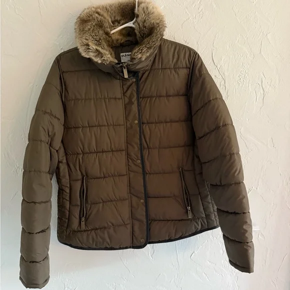 Old Navy Women's Brown Puffer Jacket with Faux Fur Collar - Picture 2 of 4